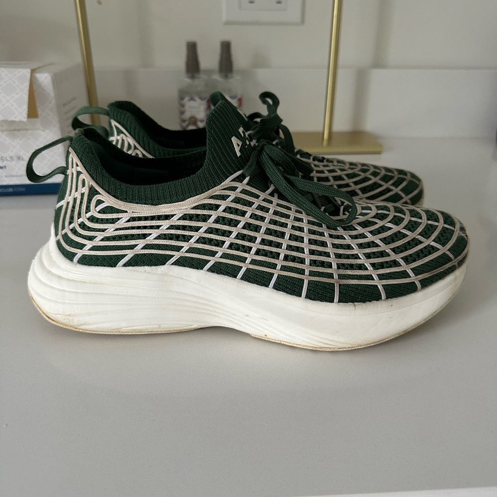 APL Techloom Zipline Sneaker